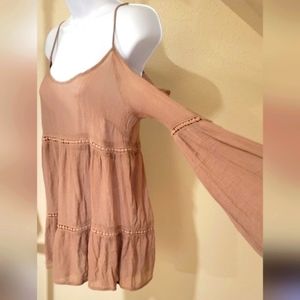 Umgee Open/Off the Shoulder Boho Bell/Flowy Sleeves M Taupe Mauve, Umgee